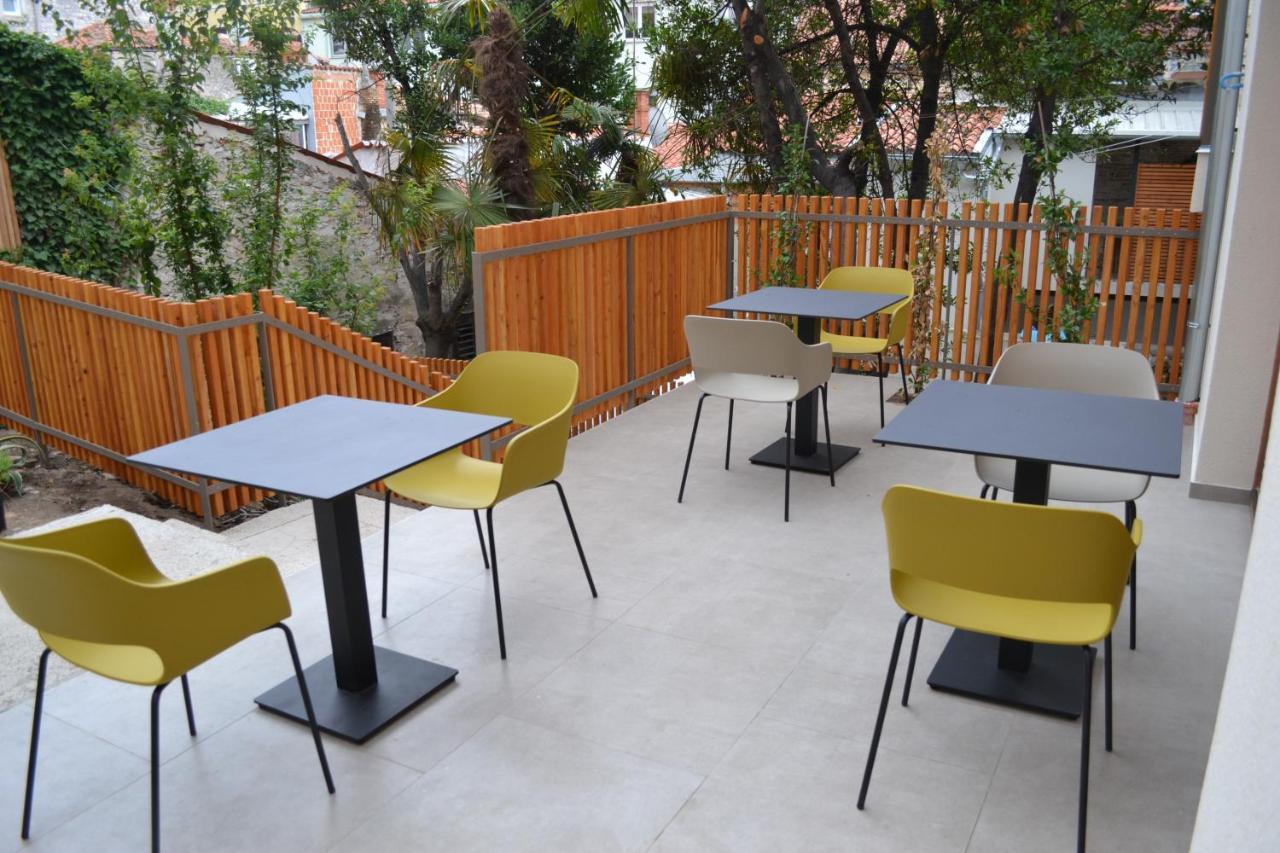 Pula Residence Rooms And Apartments Old City Center Екстер'єр фото