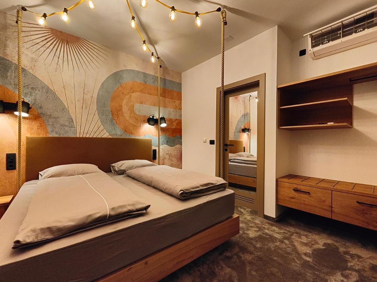 Pula Residence Rooms And Apartments Old City Center Екстер'єр фото