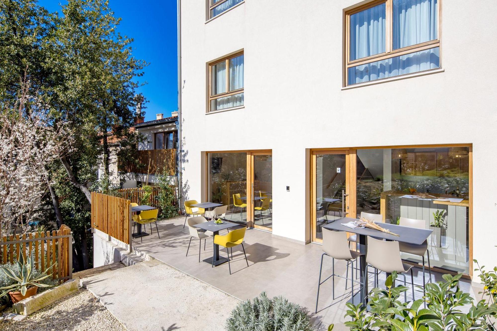 Pula Residence Rooms And Apartments Old City Center Екстер'єр фото