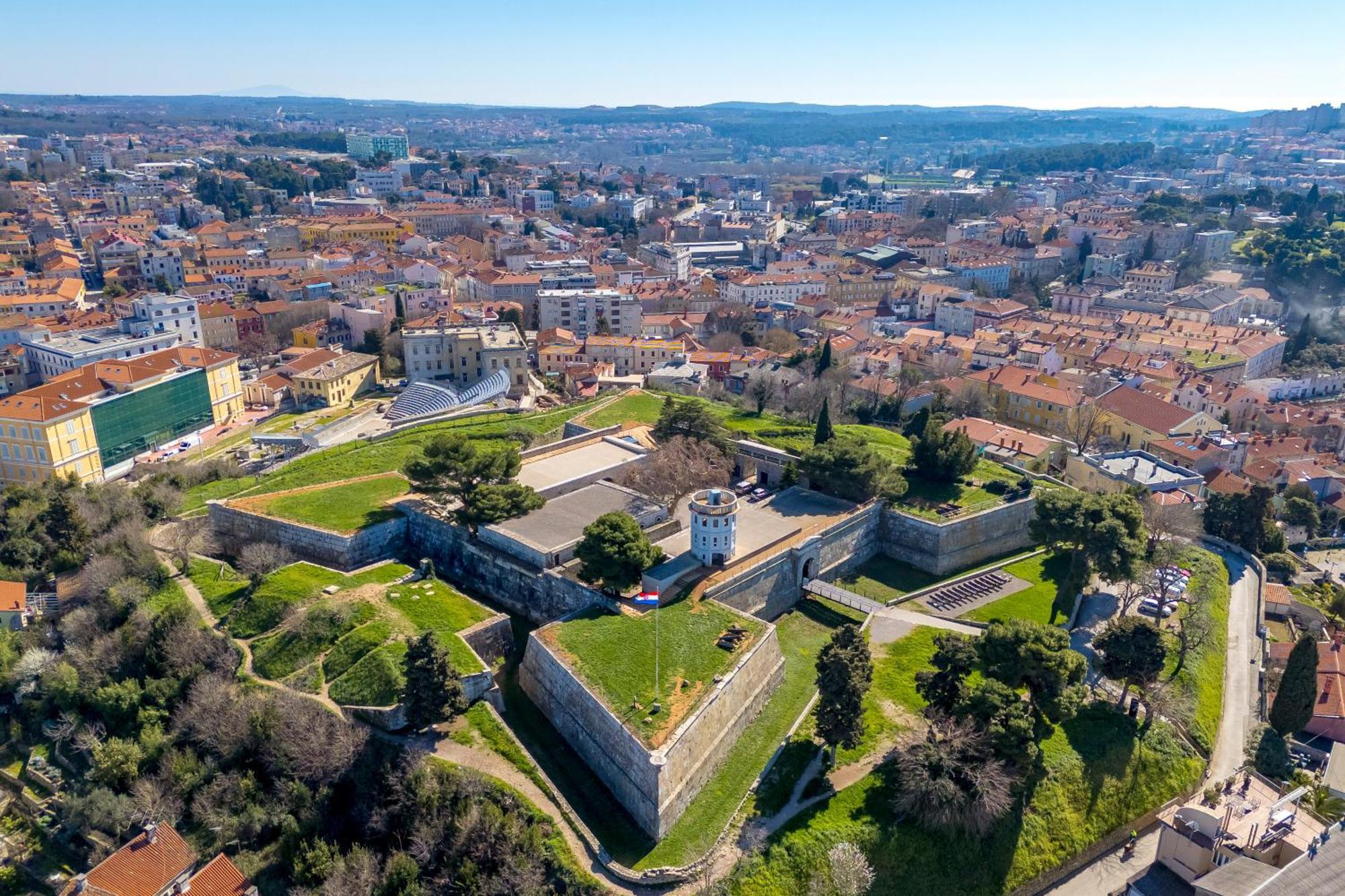 Pula Residence Rooms And Apartments Old City Center Екстер'єр фото