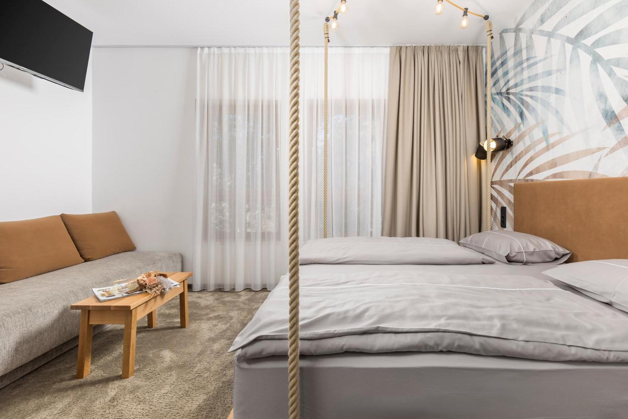 Pula Residence Rooms And Apartments Old City Center Екстер'єр фото